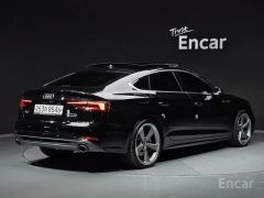 Photo of the vehicle Audi A5