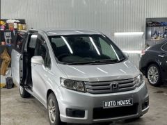 Фото авто Honda Freed