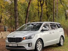 Photo of the vehicle Kia Carnival