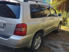 Сүрөт унаа Toyota Kluger