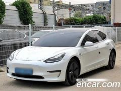 Фото авто Tesla Model 3