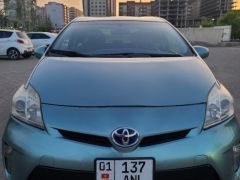 Фото авто Toyota Prius