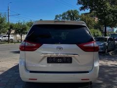 Сүрөт унаа Toyota Sienna