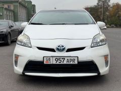 Сүрөт унаа Toyota Prius