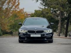 Photo of the vehicle BMW 5 Series