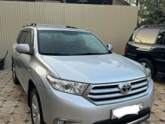 Сүрөт унаа Toyota Highlander