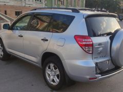 Сүрөт унаа Toyota RAV4