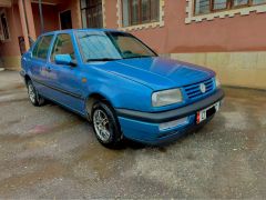 Photo of the vehicle Volkswagen Vento