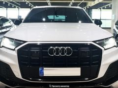 Сүрөт унаа Audi Q7