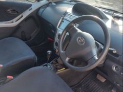 Сүрөт унаа Toyota Vitz