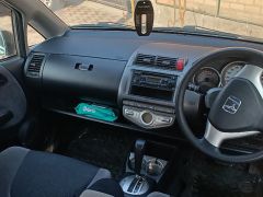 Photo of the vehicle Honda Fit