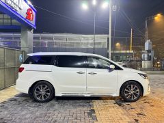 Фото авто Kia Carnival