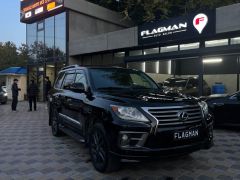 Photo of the vehicle Lexus LX