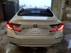 Photo of the vehicle Honda Accord