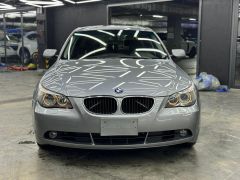 Photo of the vehicle BMW 5 Series