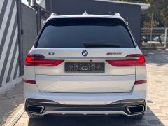 Фото авто BMW X7