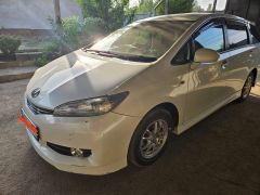 Сүрөт унаа Toyota Wish