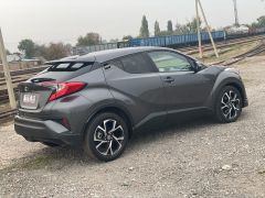 Сүрөт унаа Toyota C-HR