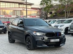 Photo of the vehicle BMW X5