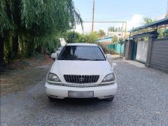 Сүрөт унаа Toyota Harrier