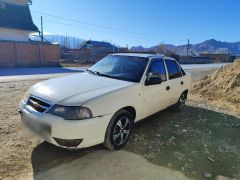 Сүрөт унаа Daewoo Nexia