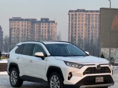 Фото авто Toyota RAV4