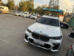 Сүрөт унаа BMW X7