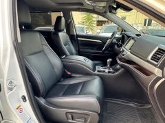 Сүрөт Toyota Highlander  2018