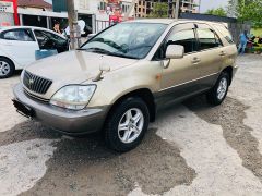 Фото авто Toyota Harrier