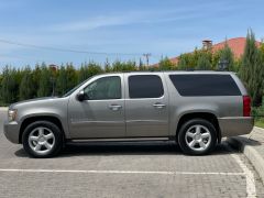 Photo of the vehicle Chevrolet Suburban