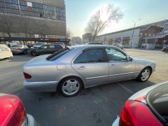 Photo of the vehicle Mercedes-Benz E-Класс