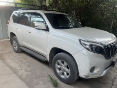 Сүрөт унаа Toyota Land Cruiser Prado