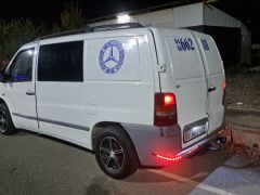 Сүрөт унаа Mercedes-Benz Vito