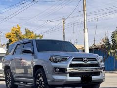 Сүрөт унаа Toyota 4Runner