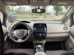 Сүрөт унаа Nissan Leaf