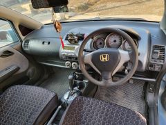 Фото авто Honda Fit