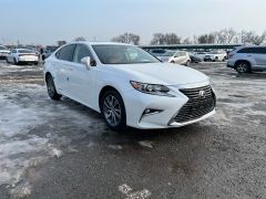 Photo of the vehicle Lexus ES