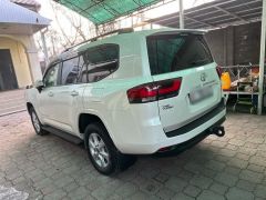 Сүрөт унаа Toyota Land Cruiser