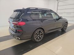 Photo of the vehicle BMW X7