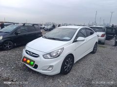 Photo of the vehicle Hyundai Accent