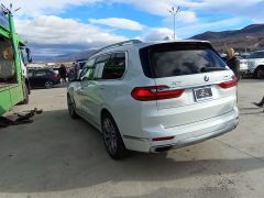 Сүрөт унаа BMW X7