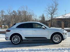 Photo of the vehicle Porsche Macan