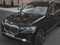 Фото авто BMW X7