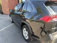 Photo of the vehicle Toyota RAV4