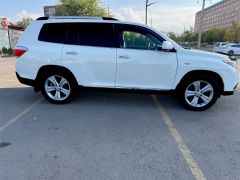 Сүрөт унаа Toyota Highlander