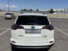 Photo of the vehicle Toyota RAV4