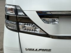 Фото авто Toyota Alphard