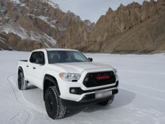 Сүрөт унаа Toyota Tacoma