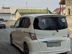 Сүрөт унаа Honda Freed