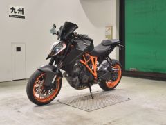 Фото авто KTM 1290 Super Duke R